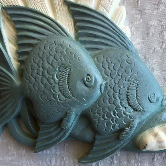 Vintage Burwood Set of Two Fish Wall Decor Plaques - Picture 2 of 7